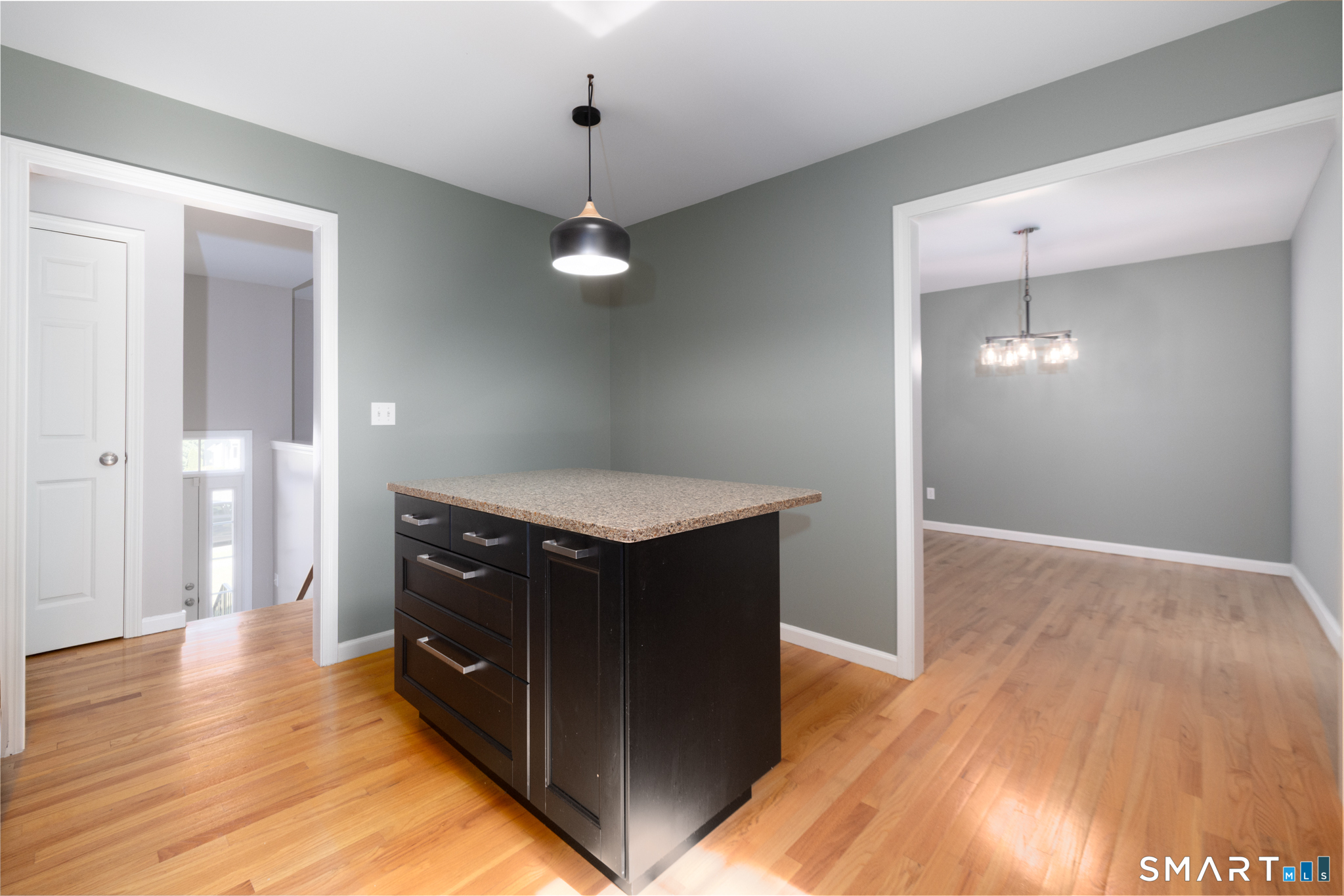 73 Cortland Way Southington CT 06489