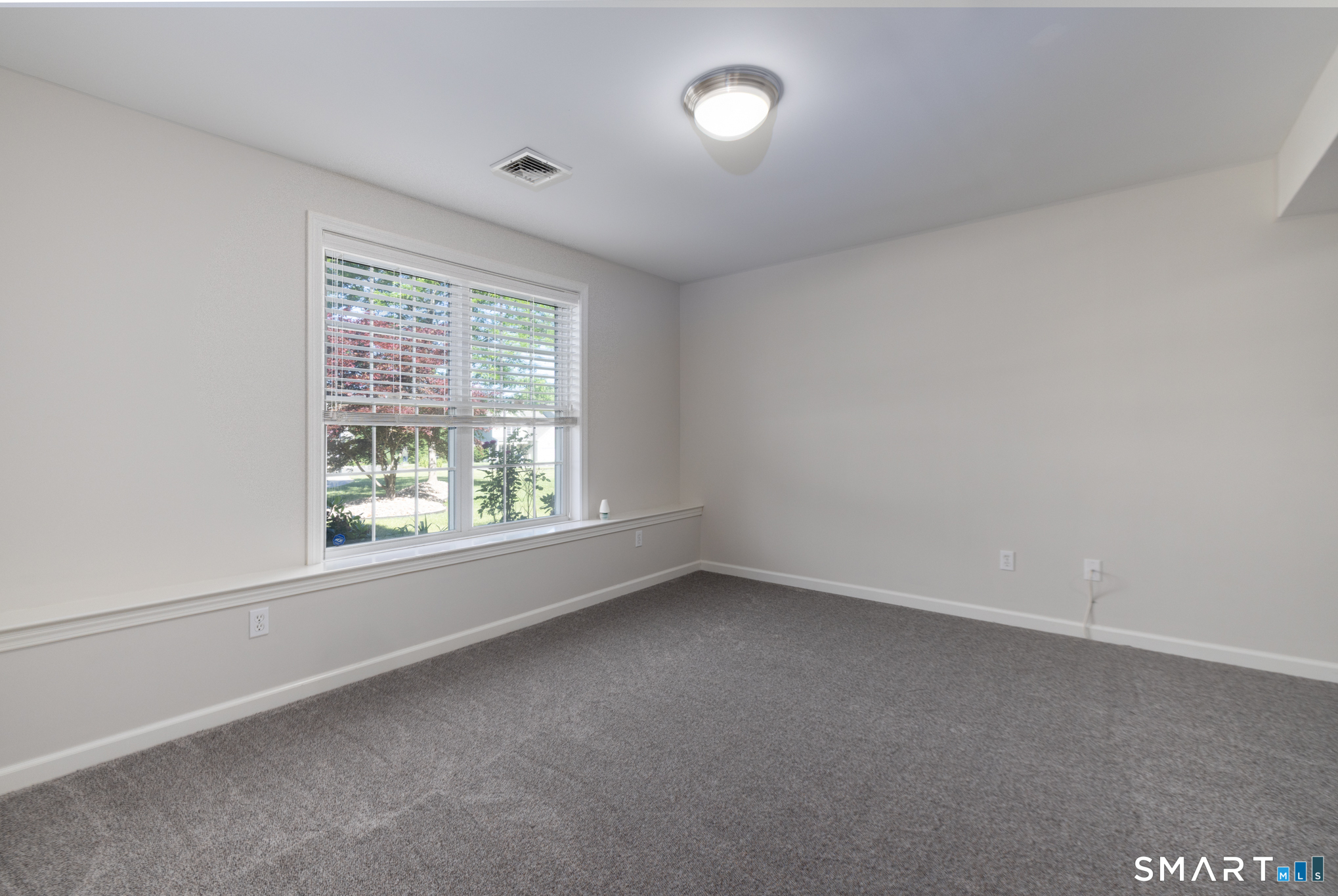 73 Cortland Way Southington CT 06489