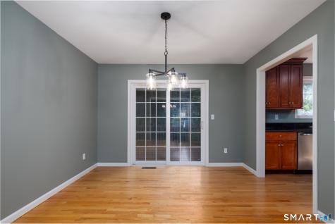 73 Cortland Way Southington CT 06489
