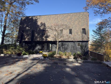 12 Hillcrest Court Ridgefield CT 06877
