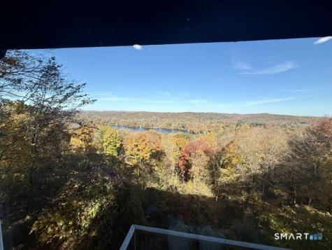 12 Hillcrest Court Ridgefield CT 06877