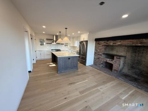 12 Hillcrest Court Ridgefield CT 06877
