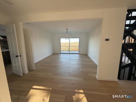 12 Hillcrest Court Ridgefield CT 06877