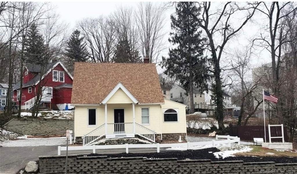 521 Chase Avenue Waterbury CT 06704