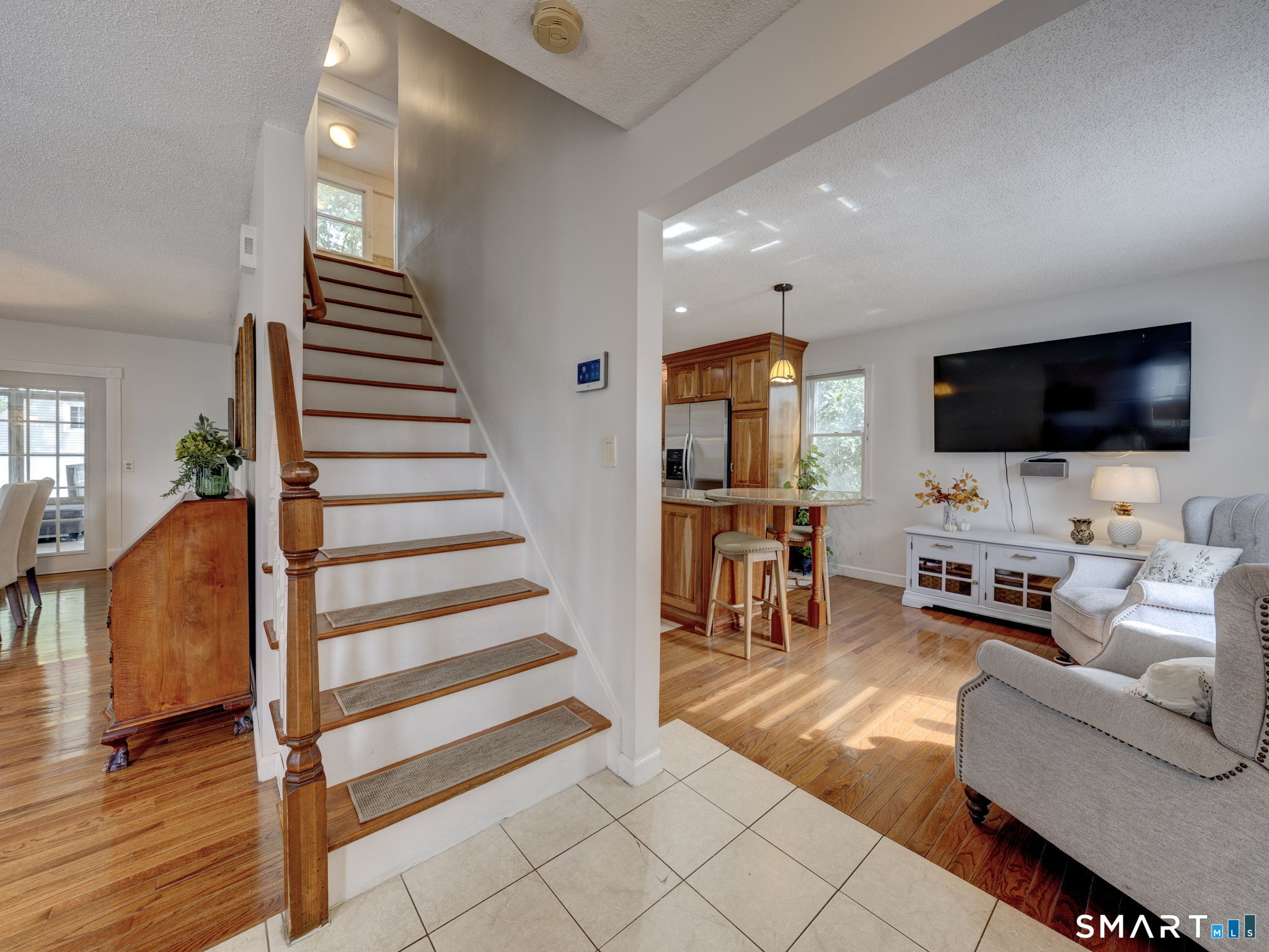 98 St James Street West Hartford CT 06119