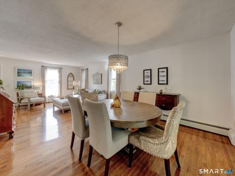 98 St James Street West Hartford CT 06119