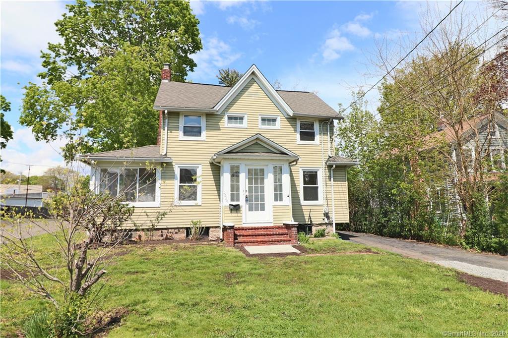 1524 Broadbridge Avenue Stratford CT 06615