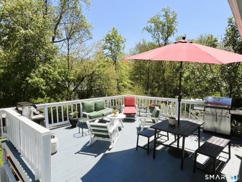 43 Meadowbrook Road Danbury CT 06811