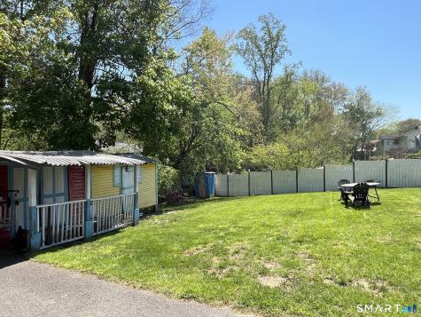 43 Meadowbrook Road Danbury CT 06811
