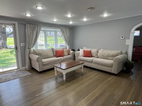 43 Meadowbrook Road Danbury CT 06811