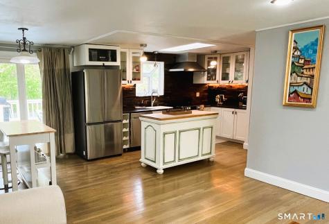 43 Meadowbrook Road Danbury CT 06811