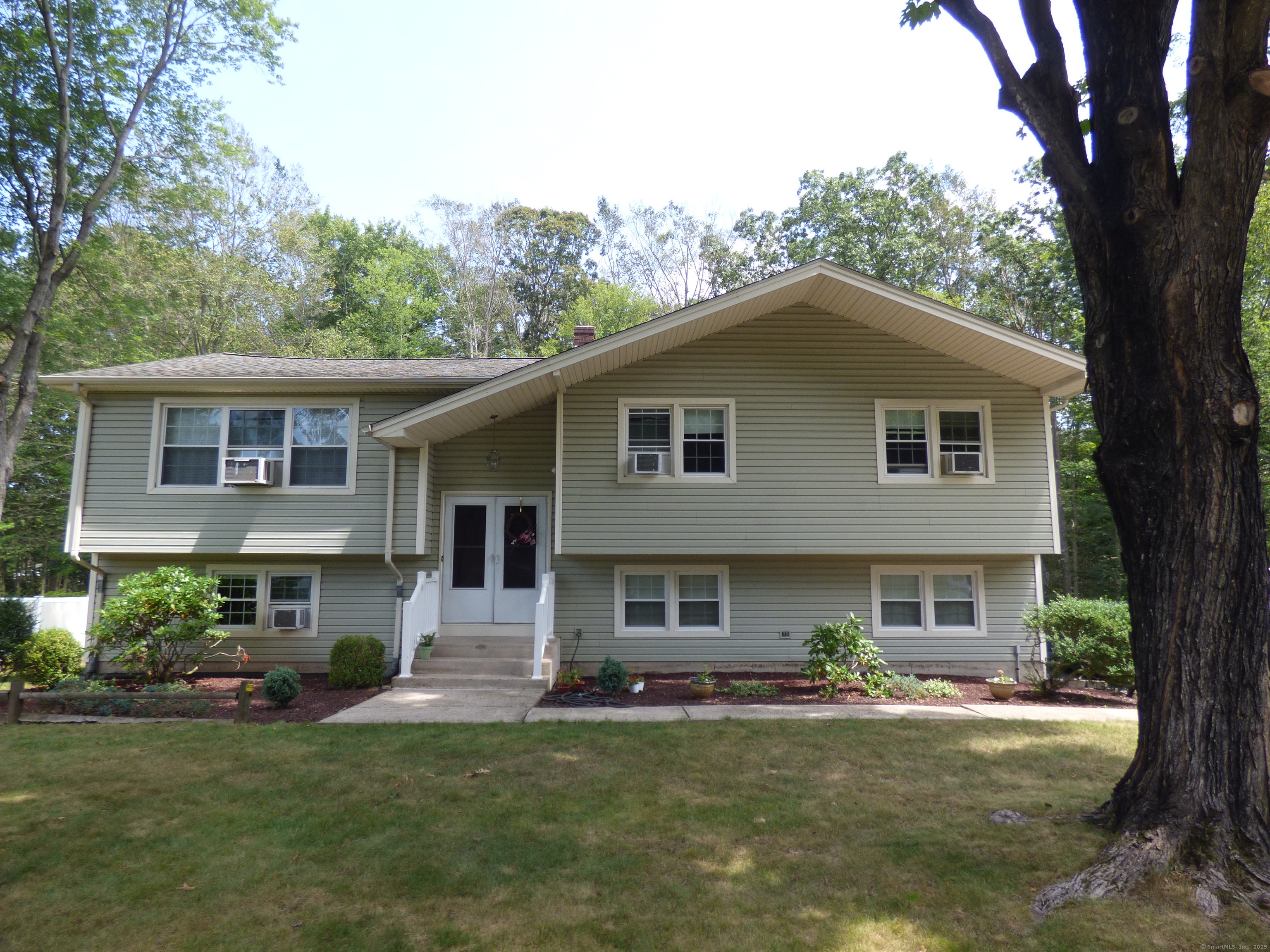 151 Mckenzie Drive Southington CT 06489