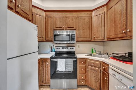 18 Grantham Road Wallingford CT 06492