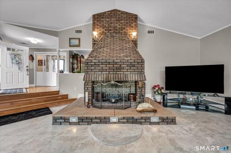 18 Grantham Road Wallingford CT 06492