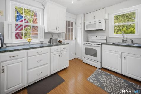 17 Hilltop Drive West Hartford CT 06107