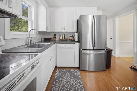 17 Hilltop Drive West Hartford CT 06107