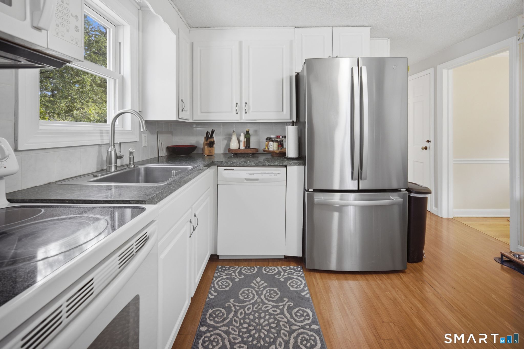 17 Hilltop Drive West Hartford CT 06107