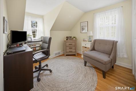 17 Hilltop Drive West Hartford CT 06107