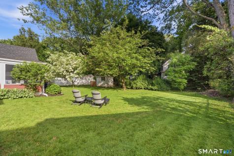 17 Hilltop Drive West Hartford CT 06107