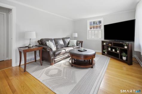 17 Hilltop Drive West Hartford CT 06107