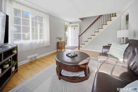 17 Hilltop Drive West Hartford CT 06107