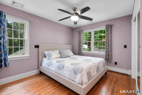 22 Buckskin Lane Oxford CT 06478