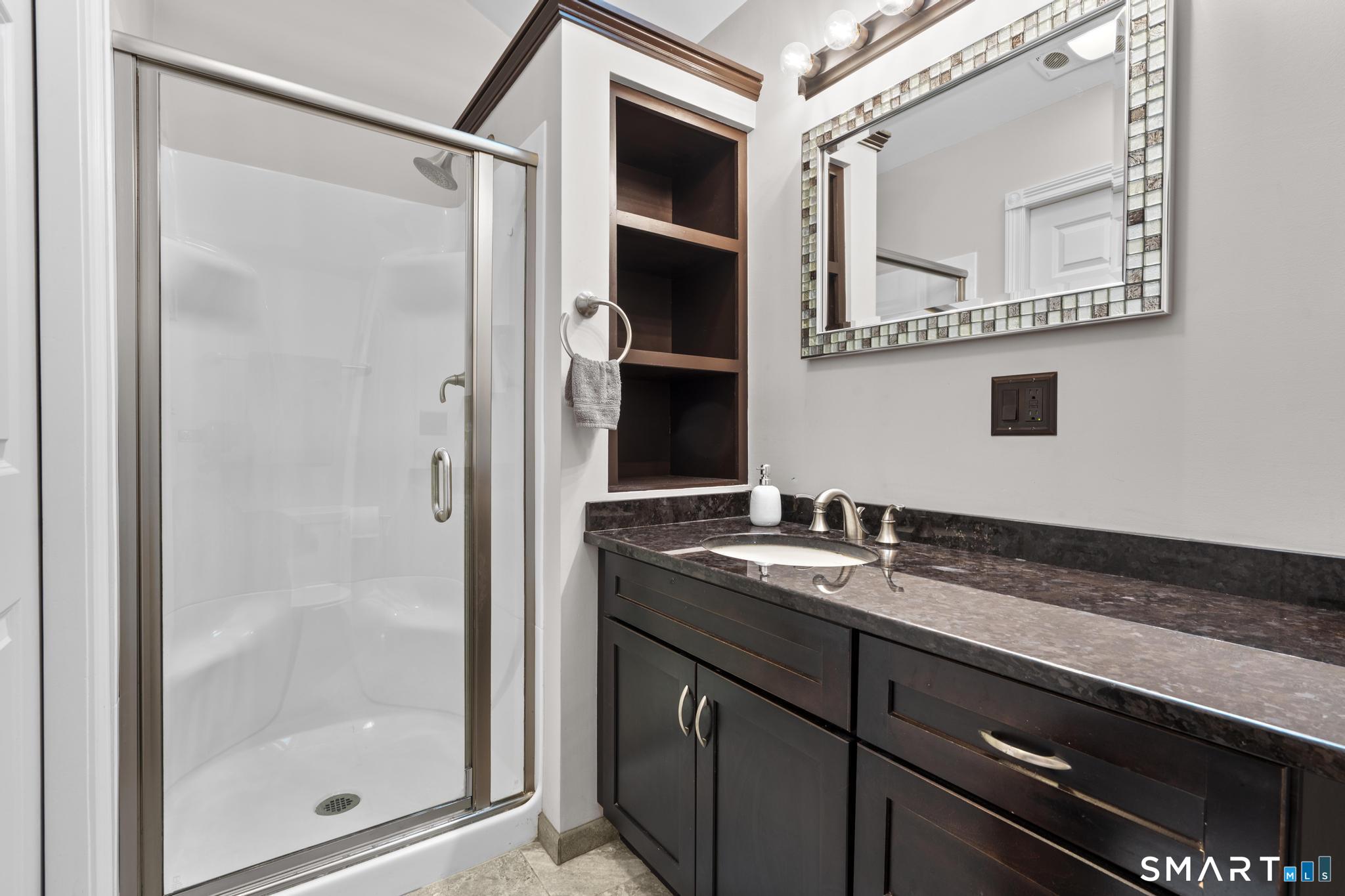22 Buckskin Lane Oxford CT 06478