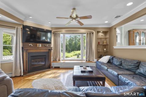 22 Buckskin Lane Oxford CT 06478