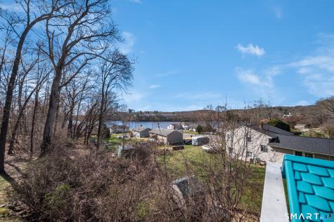 27 Trading Cove Drive Norwich CT 06360