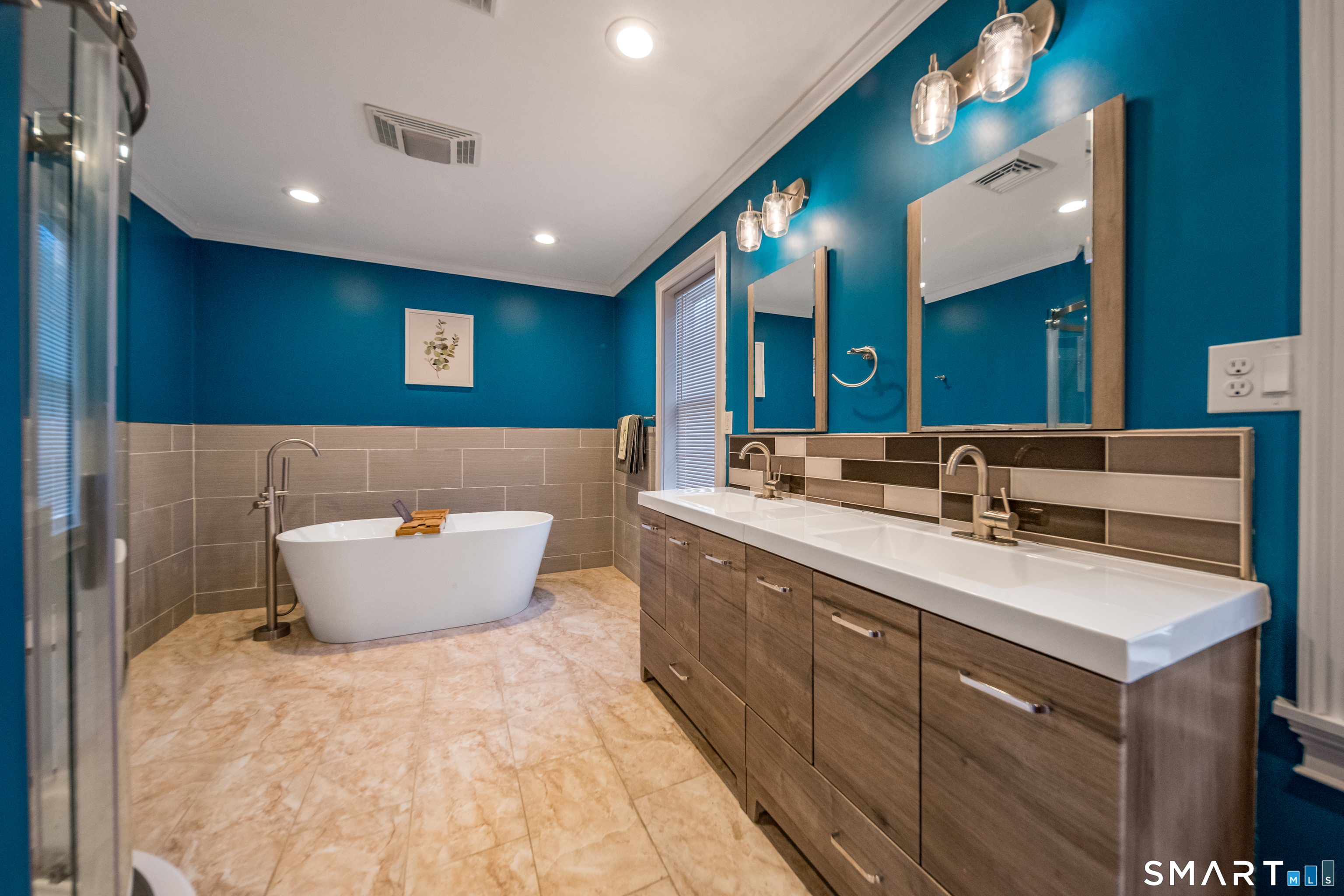 27 Trading Cove Drive Norwich CT 06360
