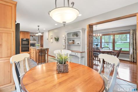 40 Twin Oak Farm Road Wallingford CT 06492