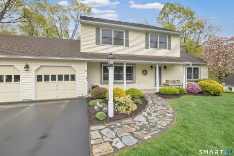 40 Twin Oak Farm Road Wallingford CT 06492