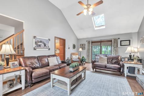 40 Twin Oak Farm Road Wallingford CT 06492