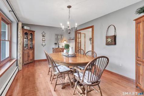 40 Twin Oak Farm Road Wallingford CT 06492