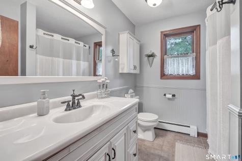 40 Twin Oak Farm Road Wallingford CT 06492