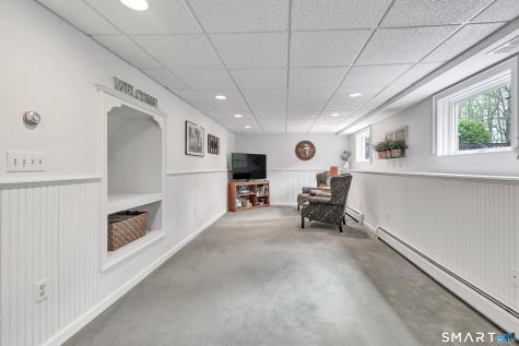 40 Twin Oak Farm Road Wallingford CT 06492