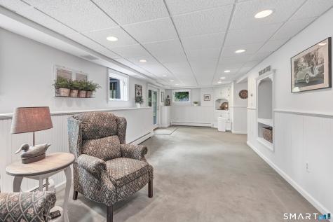 40 Twin Oak Farm Road Wallingford CT 06492