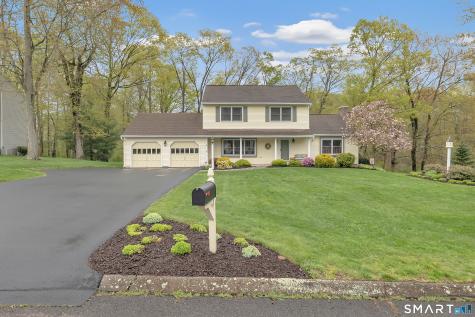40 Twin Oak Farm Road Wallingford CT 06492