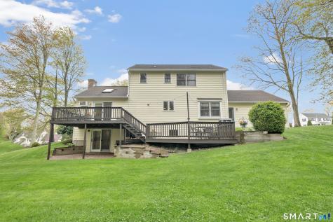 40 Twin Oak Farm Road Wallingford CT 06492