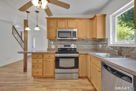 25 Beecher Street Seymour CT 06483