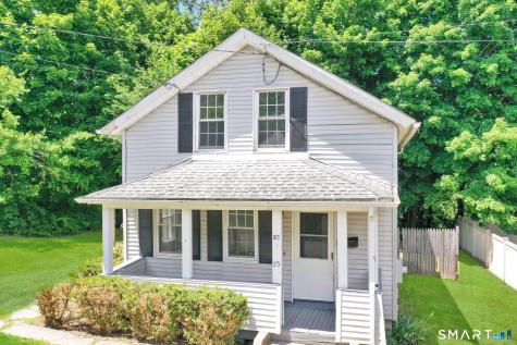 25 Beecher Street Seymour CT 06483