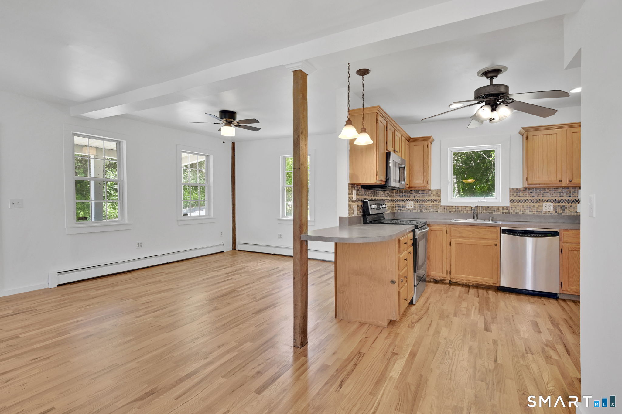 25 Beecher Street Seymour CT 06483