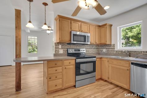 25 Beecher Street Seymour CT 06483