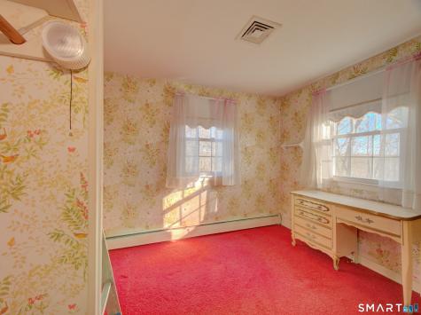 26 Pinecrest Road North Stonington CT 06359
