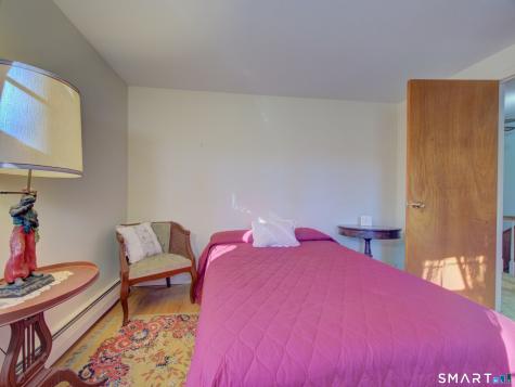 26 Pinecrest Road North Stonington CT 06359