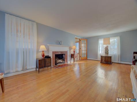 26 Pinecrest Road North Stonington CT 06359