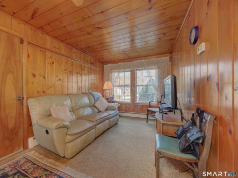 26 Pinecrest Road North Stonington CT 06359