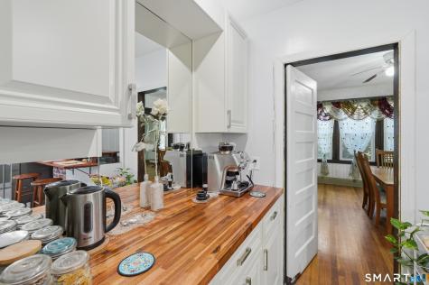 29 Woodland Avenue Bloomfield CT 06002