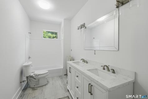 29 Woodland Avenue Bloomfield CT 06002