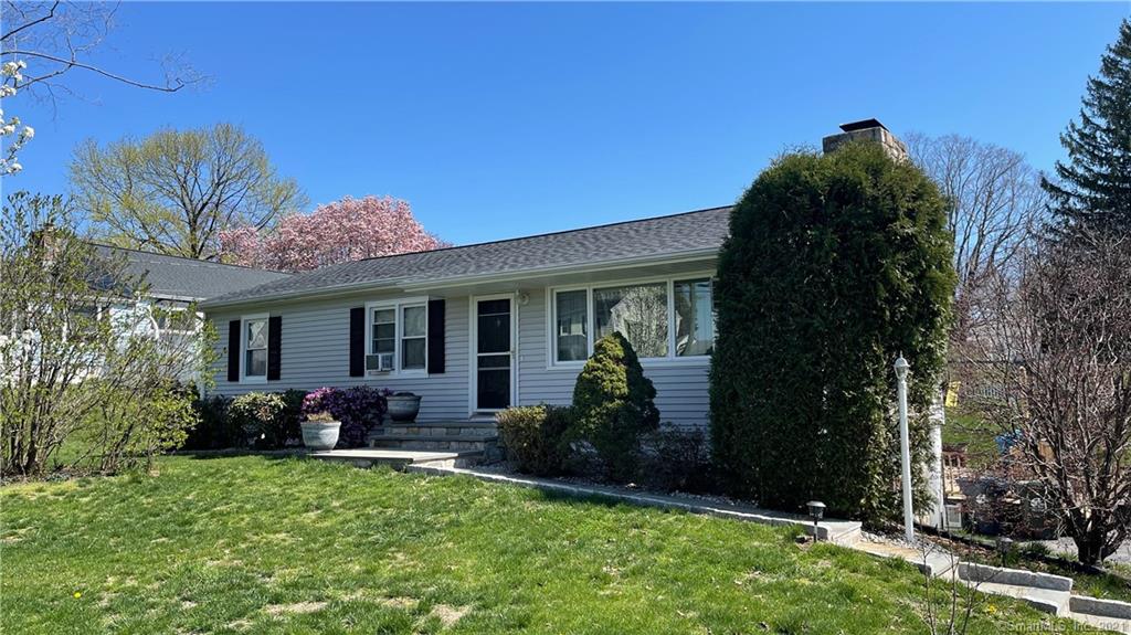 21 Pocono Lane Danbury CT 06810